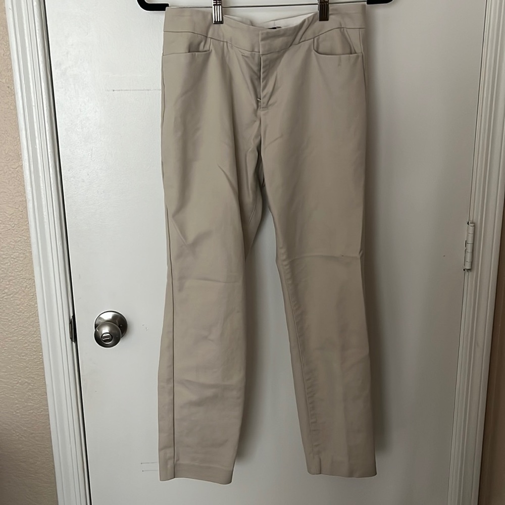 Crosby size 8 straight leg khaki slacks